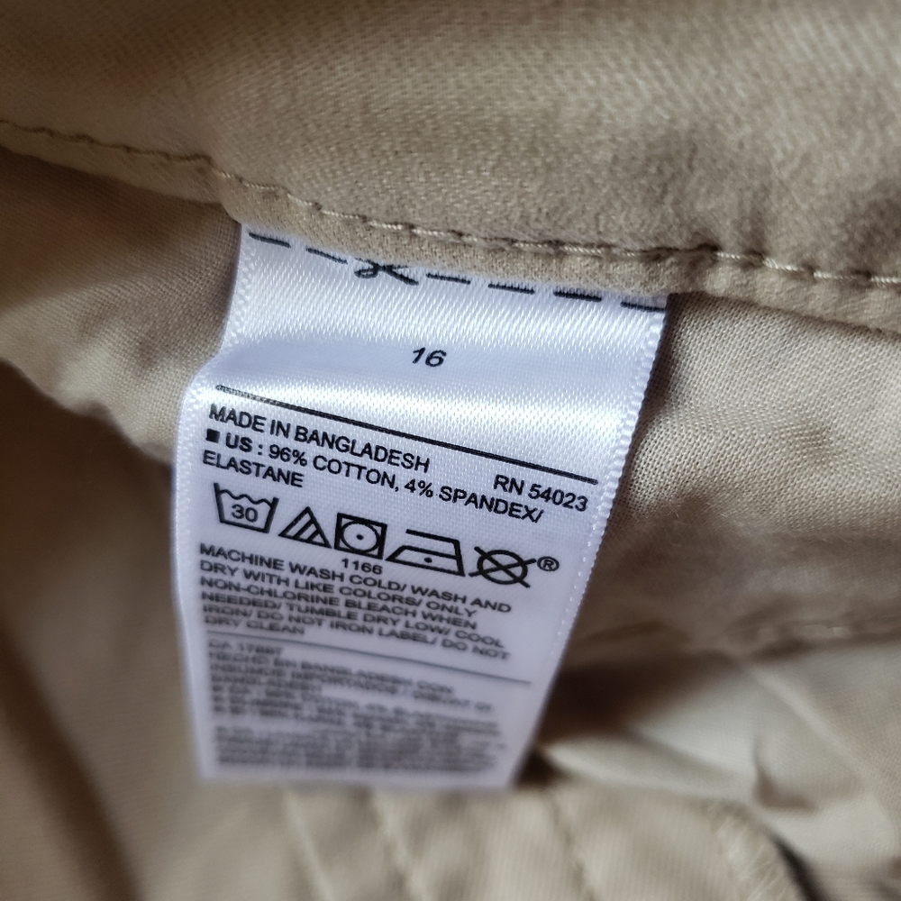 Old Navy pixie pants - Picture 3 of 3